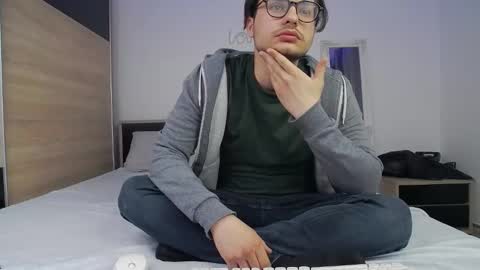 kevin_garcia1 online show from March 17, 3:59 pm