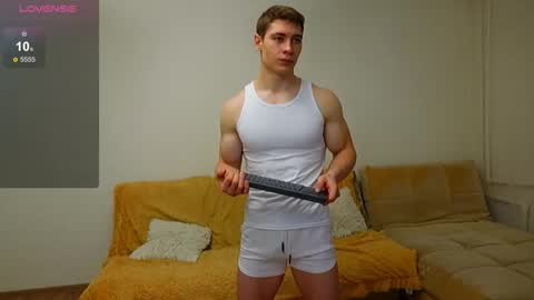 Snapshot of kevin_geo chatting on November 18, 4:55 pm kevin_geo online show from November 18, 4:55 pm