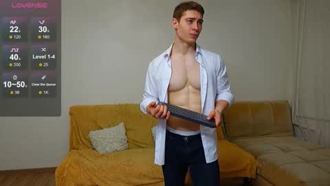 Snapshot of kevin_geo chatting on November 25, 3:56 pm kevin_geo online show from November 25, 3:56 pm