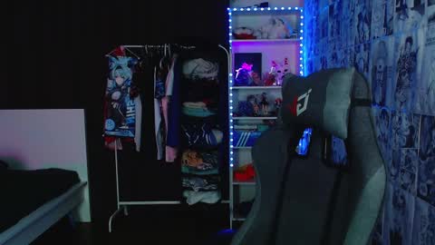 Kevin online show from February 17, 4:31 am