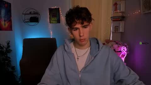 kevin_nix_ online show from February 1, 10:14 am