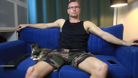 Kev online show from May 14, 2:02 pm