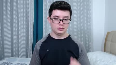 Kevin online show from December 16, 11:32 pm