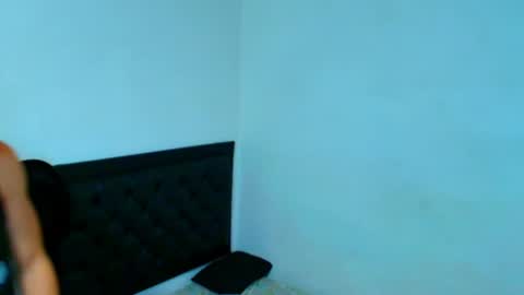 Snapshot of kevinkewma chatting on July 2, 10:32 am kevinkewma online show from July 2, 10:32 am