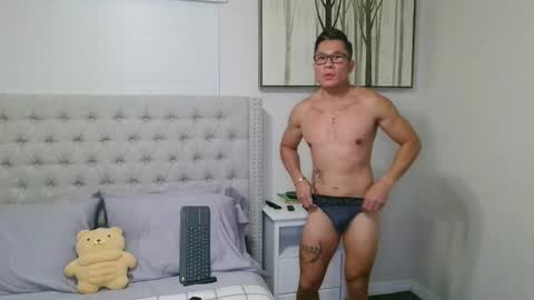 Snapshot of kevinkham chatting on October 4, 9:46 pm kevinkham online show from October 4, 9:46 pm