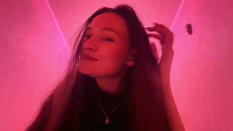 Hanna online show from March 10, 3:39 pm