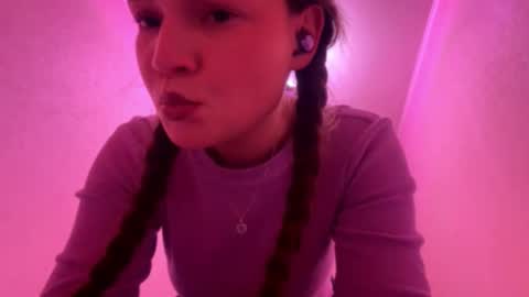 Hanna online show from March 12, 2:45 pm