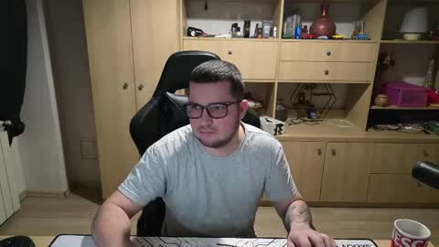 Kevinn online show from March 12, 8:59 pm