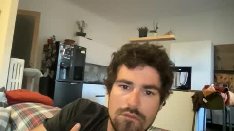 Snapshot of kevinpillobello chatting on April 8, 5:24 pm kevinpillobello online show from April 8, 5:24 pm