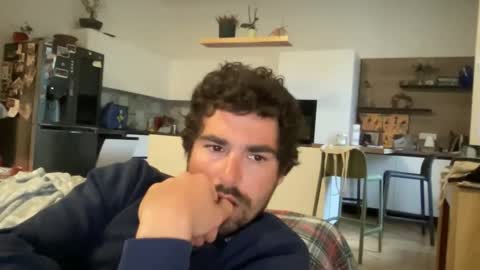 Snapshot of kevinpillobello chatting on April 14, 4:35 pm kevinpillobello online show from April 14, 4:35 pm