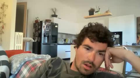 Snapshot of kevinpillobello chatting on April 24, 5:26 pm kevinpillobello online show from April 24, 5:26 pm