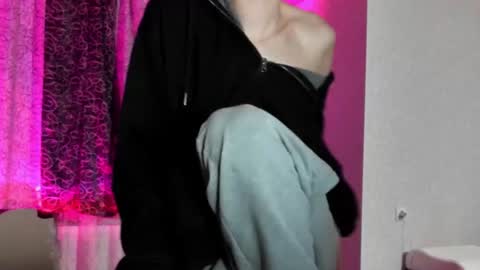 kevinsupershy online show from June 21, 9:17 pm