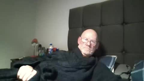 kevlooking4sez online show from January 8, 12:13 am