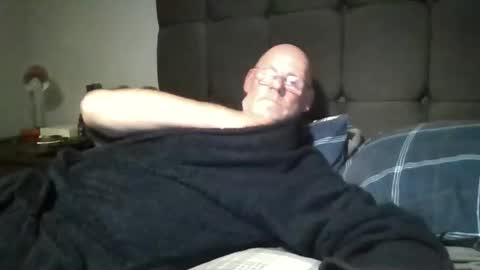 Snapshot of kevlooking4sez chatting on May 28, 11:24 pm kevlooking4sez online show from May 28, 11:24 pm