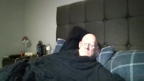 Snapshot of kevlooking4sez chatting on June 7, 12:48 am kevlooking4sez online show from June 7, 12:48 am