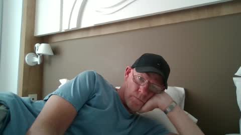 Snapshot of kevlooking4sez chatting on June 15, 1:13 pm kevlooking4sez online show from June 15, 1:13 pm