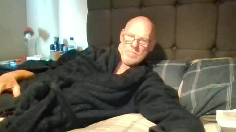 Snapshot of kevlooking4sez chatting on June 28, 11:27 am kevlooking4sez online show from June 28, 11:27 am