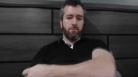 Snapshot of kevnj24 chatting on December 4, 2:32 am kevnj24 online show from December 4, 2:32 am