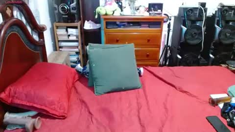 Snapshot of keyla_13 chatting on August 1, 6:12 am keyla_13 online show from August 1, 6:12 am
