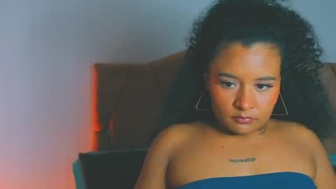 Snapshot of keyla_roberts_ chatting on May 14, 8:37 pm Adhara. Help me reach 100 likes online show from May 14, 8:37 pm