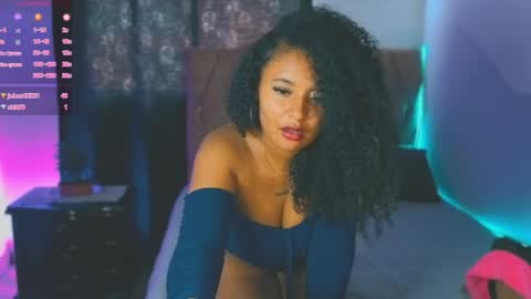 Snapshot of keyla_roberts_ chatting on May 16, 7:45 pm Adhara. Help me reach 100 likes online show from May 16, 7:45 pm