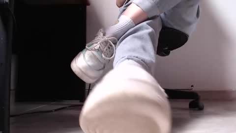 Snapshot of keylie_saenz28 chatting on October 29, 3:03 pm online show from October 29, 3:03 pm