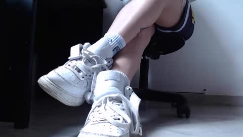 Snapshot of keylie_saenz28 chatting on November 22, 6:29 pm online show from November 22, 6:29 pm