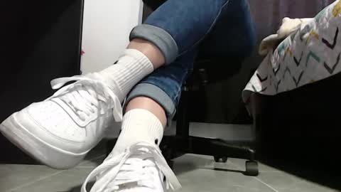 Snapshot of keylie_saenz28 chatting on February 26, 5:45 pm online show from February 26, 5:45 pm