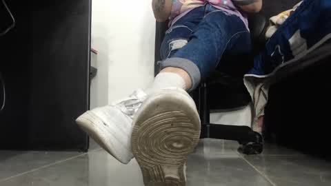 Snapshot of keylie_saenz28 chatting on March 16, 6:01 pm online show from March 16, 6:01 pm