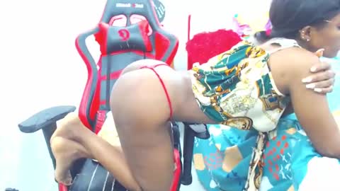 Snapshot of keyra_dainty chatting on January 26, 1:36 pm Sandy Saenz online show from January 26, 1:36 pm