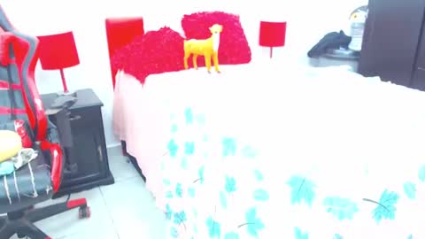 Snapshot of keyra_dainty chatting on January 31, 10:42 am Sandy Saenz online show from January 31, 10:42 am