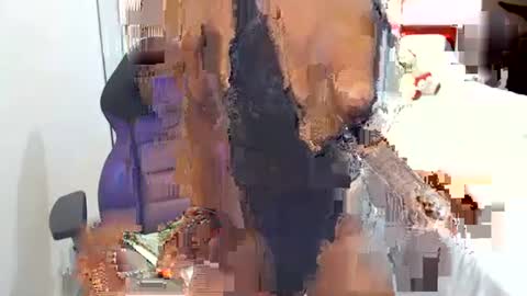 Snapshot of keyra_dainty chatting on November 25, 11:32 am Sandy Saenz online show from November 25, 11:32 am