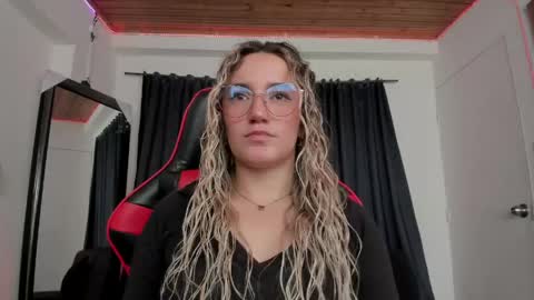 Snapshot of keyth_clement chatting on May 6, 7:30 pm Keyth online show from May 6, 7:30 pm