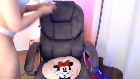 Snapshot of khal_girl chatting on November 12, 4:24 am Liss online show from November 12, 4:24 am