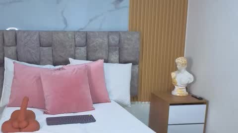 khalifa online show from November 24, 8:41 pm