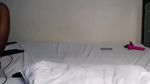 Snapshot of khariba chatting on May 30, 1:03 am Wetpussy online show from May 30, 1:03 am
