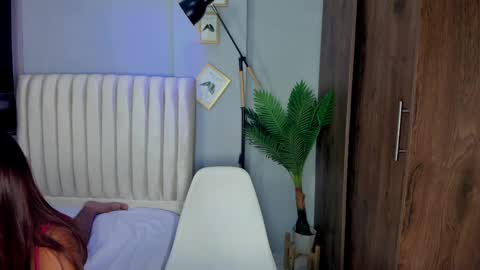 Snapshot of khate_smith chatting on June 3, 4:45 pm khate_smith online show from June 3, 4:45 pm