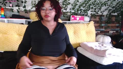 Snapshot of khayaparker chatting on January 5, 4:27 pm Khaya online show from January 5, 4:27 pm