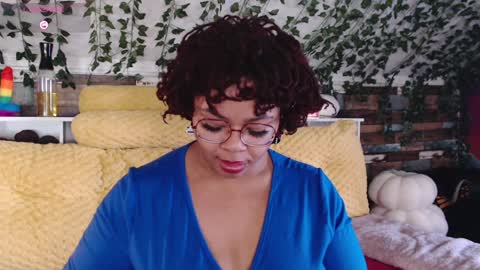 Snapshot of khayaparker chatting on January 19, 4:14 pm Khaya online show from January 19, 4:14 pm