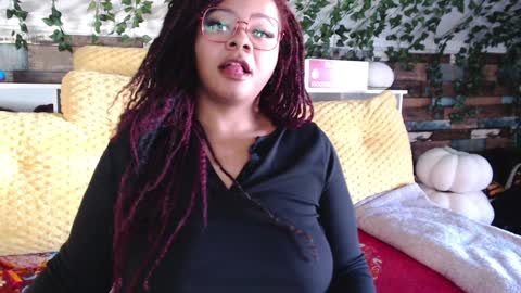 Snapshot of khayaparker chatting on February 7, 6:02 pm Khaya online show from February 7, 6:02 pm