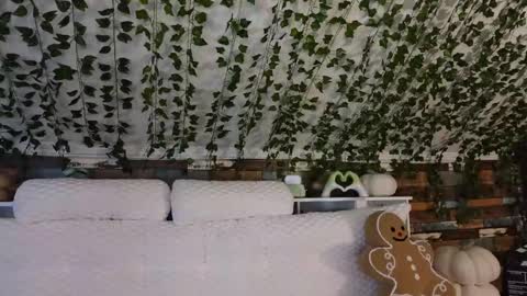 Snapshot of khayaparker chatting on March 9, 8:18 am Khaya online show from March 9, 8:18 am