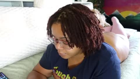 Snapshot of khayaparker chatting on March 10, 3:30 pm Khaya online show from March 10, 3:30 pm