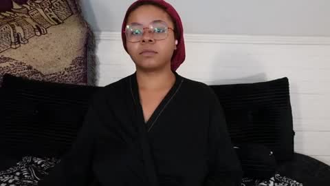 Snapshot of khayaparker chatting on May 10, 9:14 am Khaya online show from May 10, 9:14 am