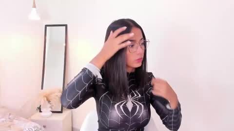 Snapshot of khloe_houston chatting on May 26, 1:07 pm Khloe online show from May 26, 1:07 pm