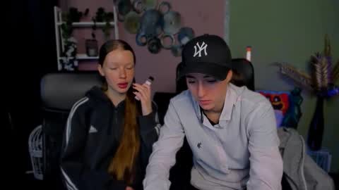 khloebeauty online show from October 4, 7:12 pm