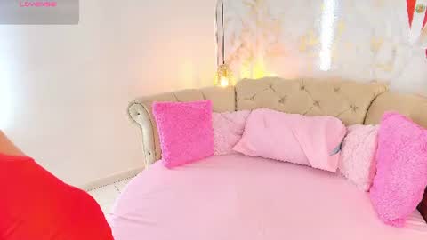 Khloe online show from June 26, 5:01 am