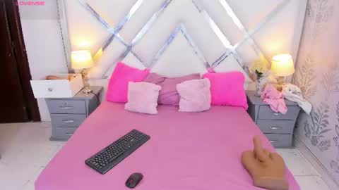 Khloe online show from July 29, 5:16 am