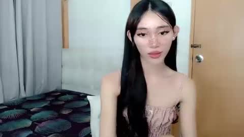 khloe online show from November 27, 1:24 pm