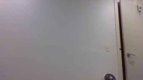 Snapshot of khloestahr101 chatting on March 22, 12:30 pm khloestahr101 online show from March 22, 12:30 pm