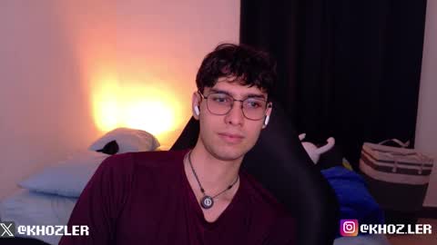 khozler_ online show from December 20, 3:02 am